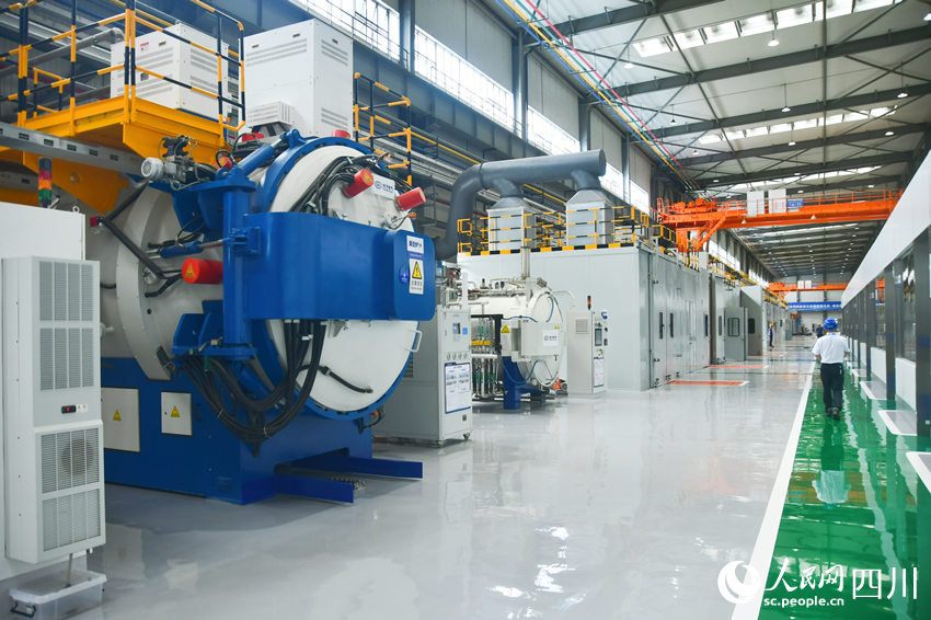 �����׸�ȼ���ǻ�������ظ���͸ƽҶƬ��Ϳ���ֻ������������� ��������